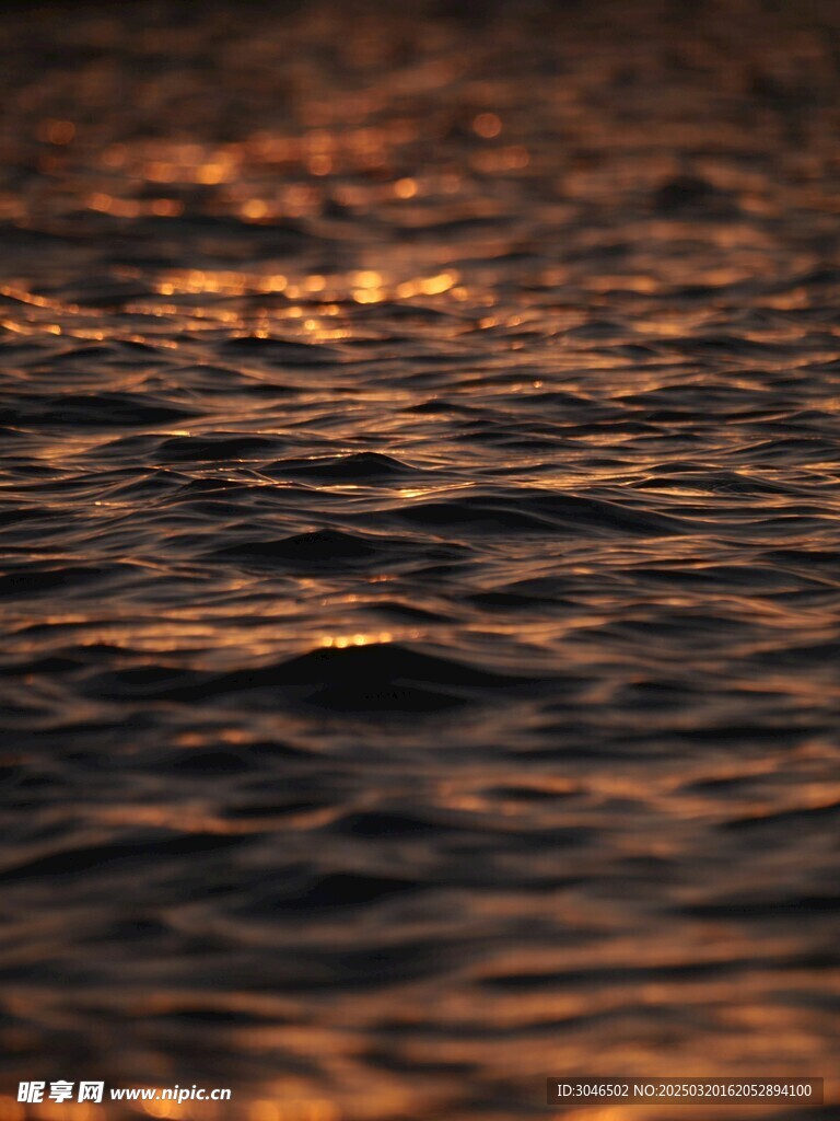 湖面湖水