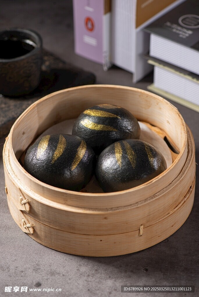 黑金流沙包