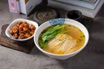 特色辣酱面