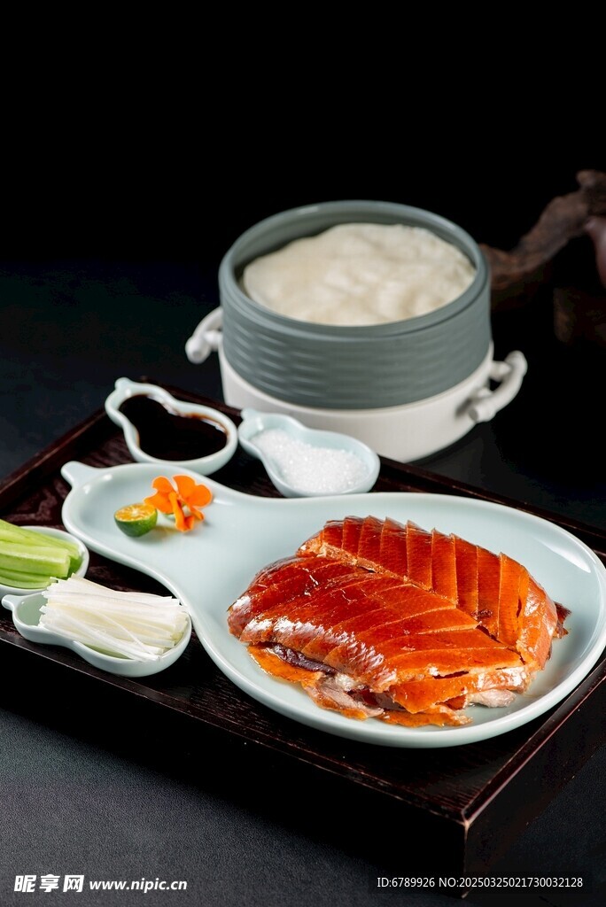 酥不腻果木烤鸭