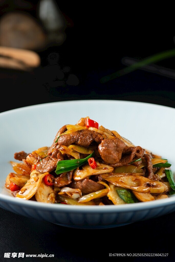 酱烧春笋牛肉
