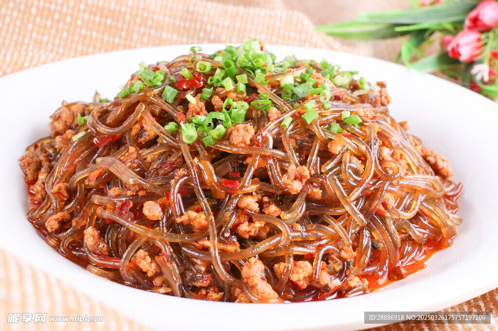 肉末炒粉