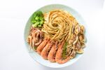 鲜虾鱿鱼面