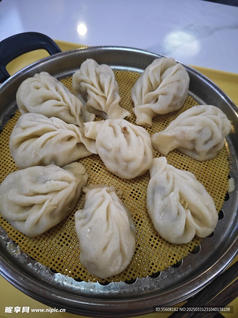 柳叶蒸饺