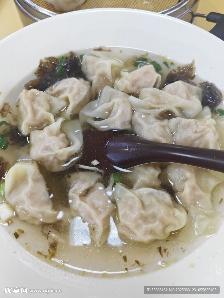 海鲜馄饨