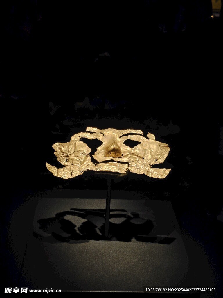 金面具