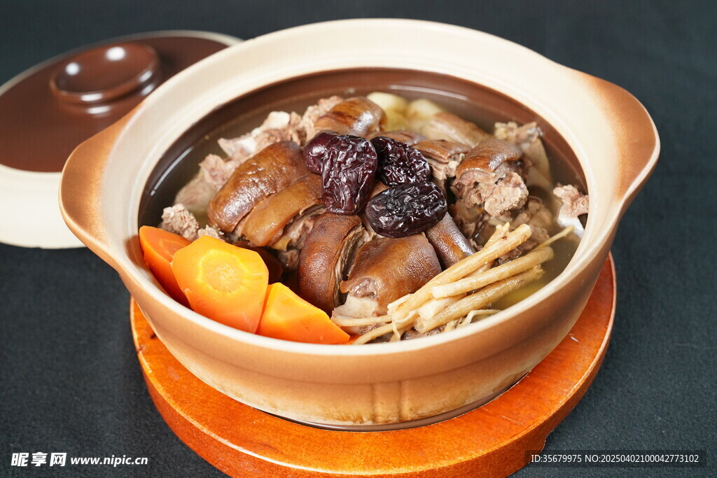 羊肉煲