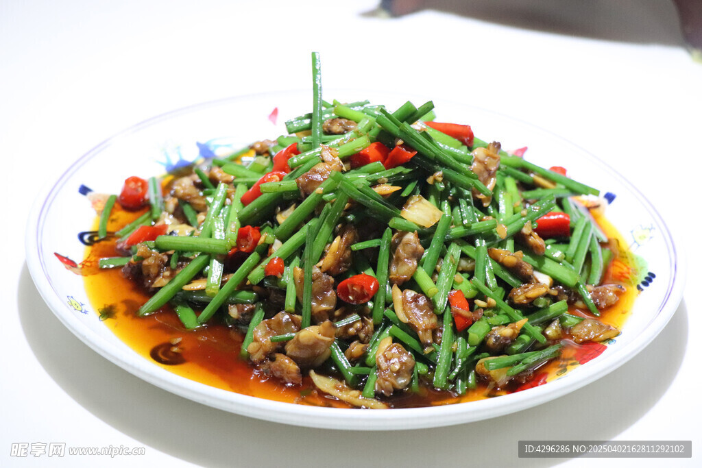 韭菜花炒剪刀肉