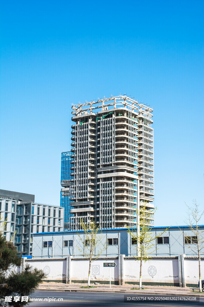 未完工高层建筑施工