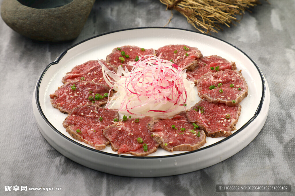 日式半生牛肉