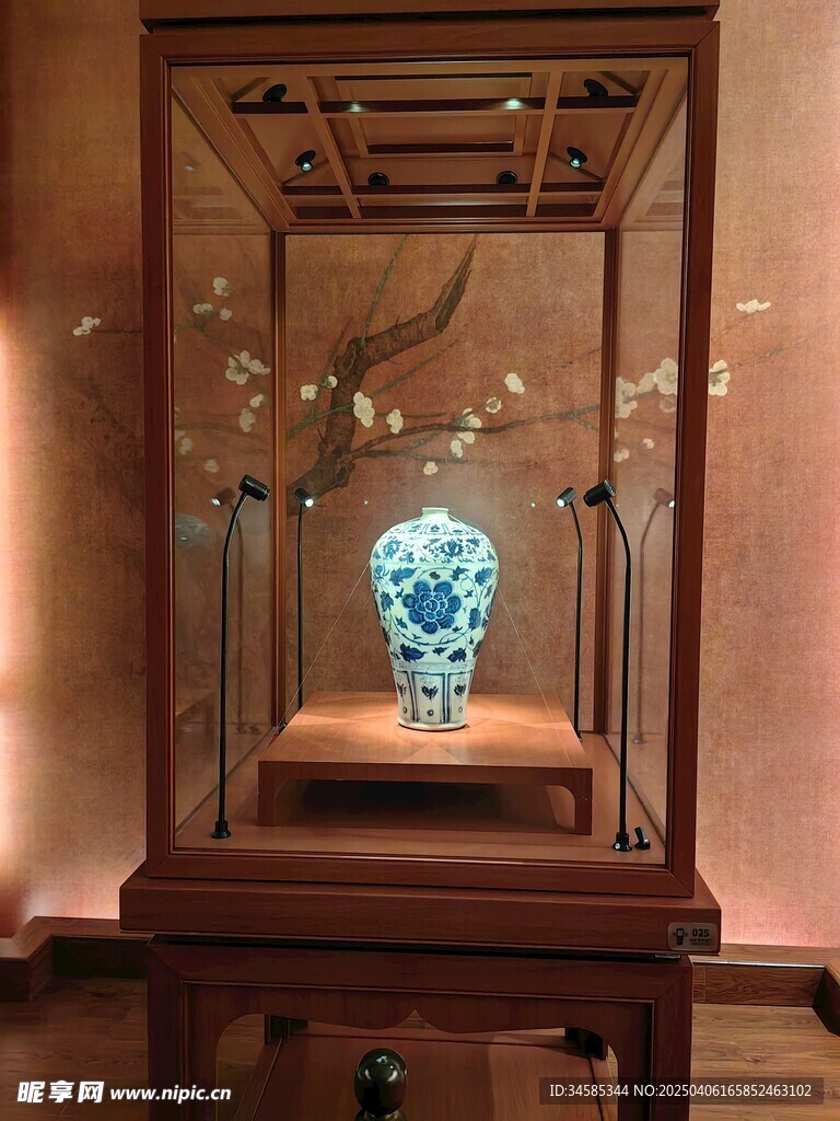 瓷器