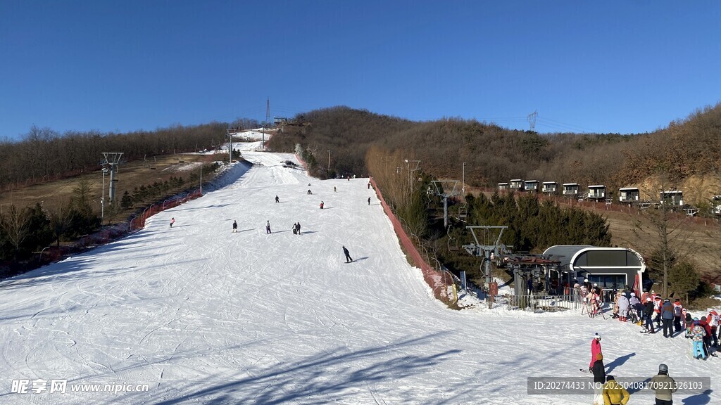 大连安波滑雪场