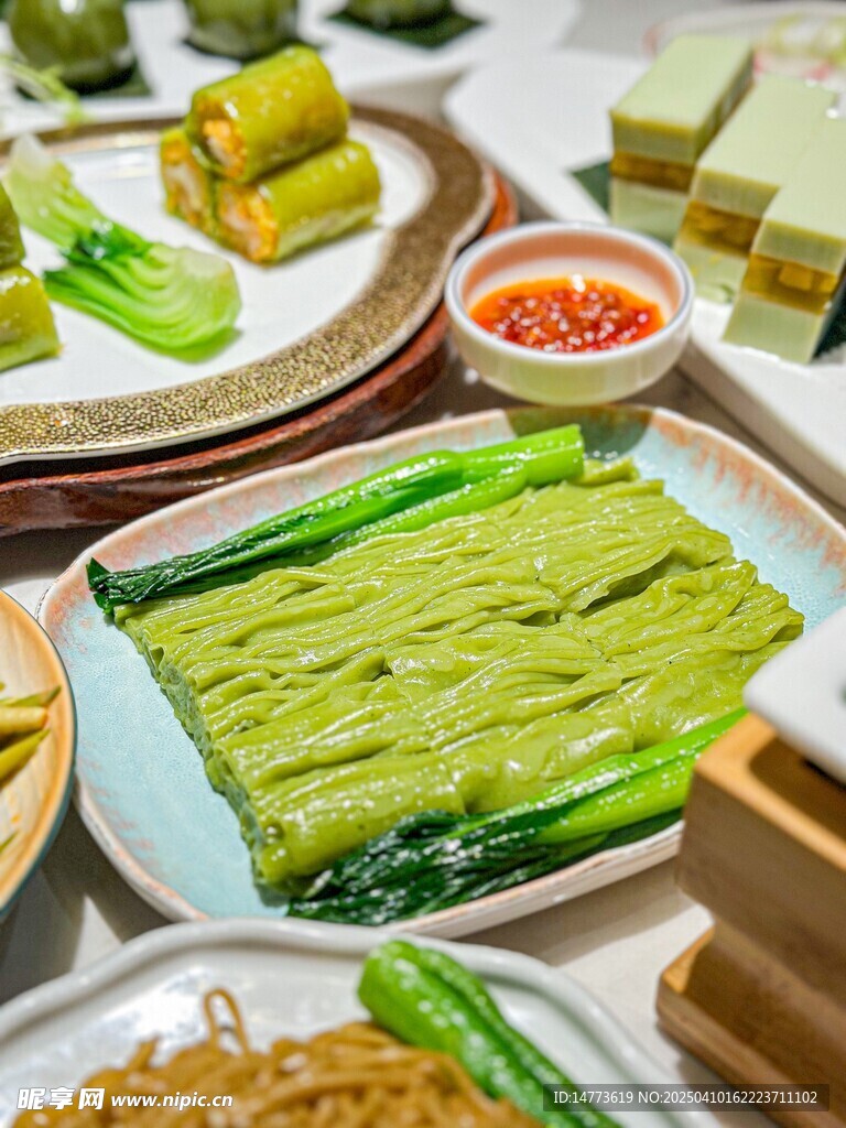 艾叶肠粉