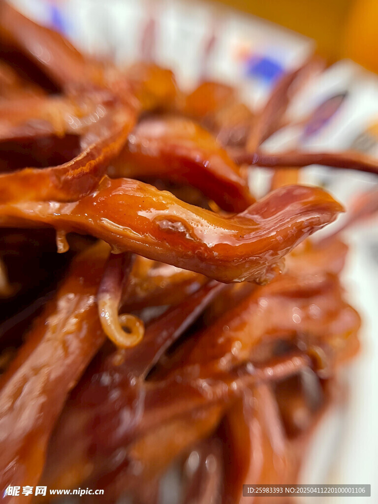 卤鸭舌