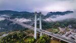 湖北恩施山峦自然景观