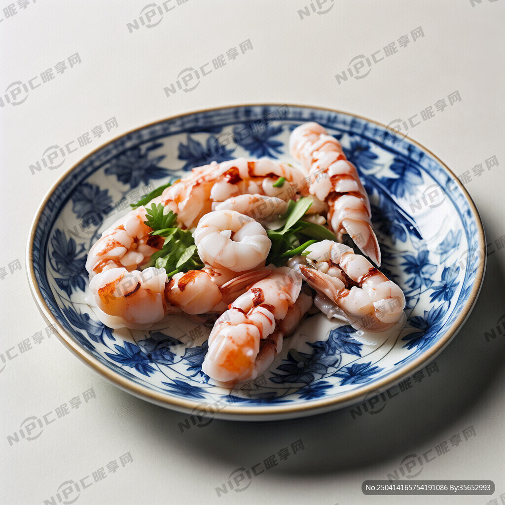 青花瓷盘装滑、白嫩、虾仁高清图