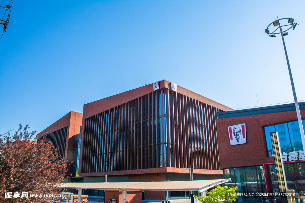 现代风格建筑外观展示