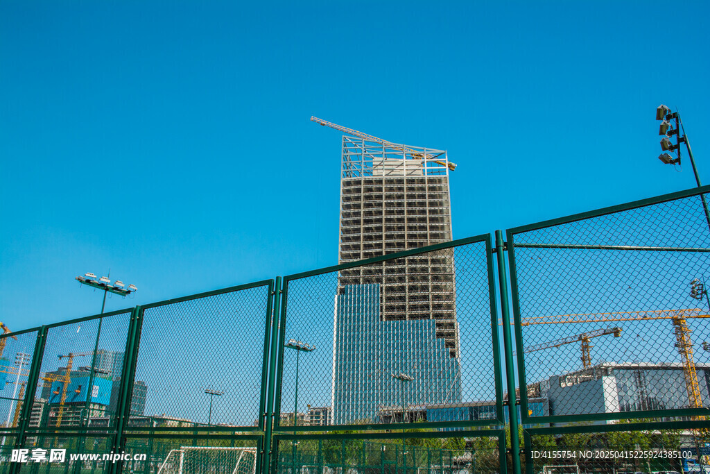 城市在建高楼施工现场
