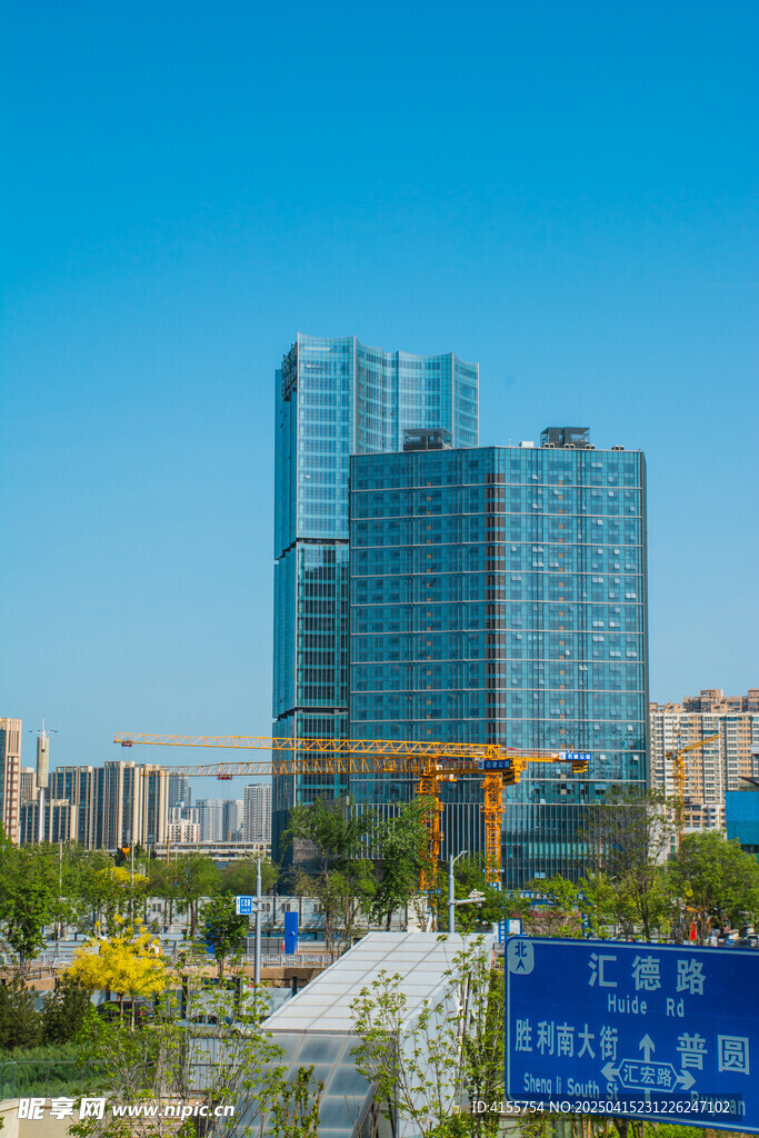 现代都市高楼景观