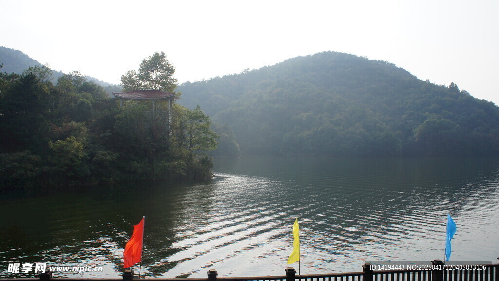 木兰天池