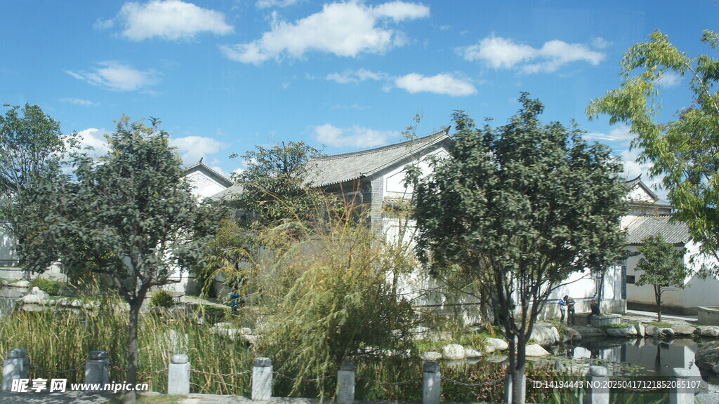 洱海边拍摄