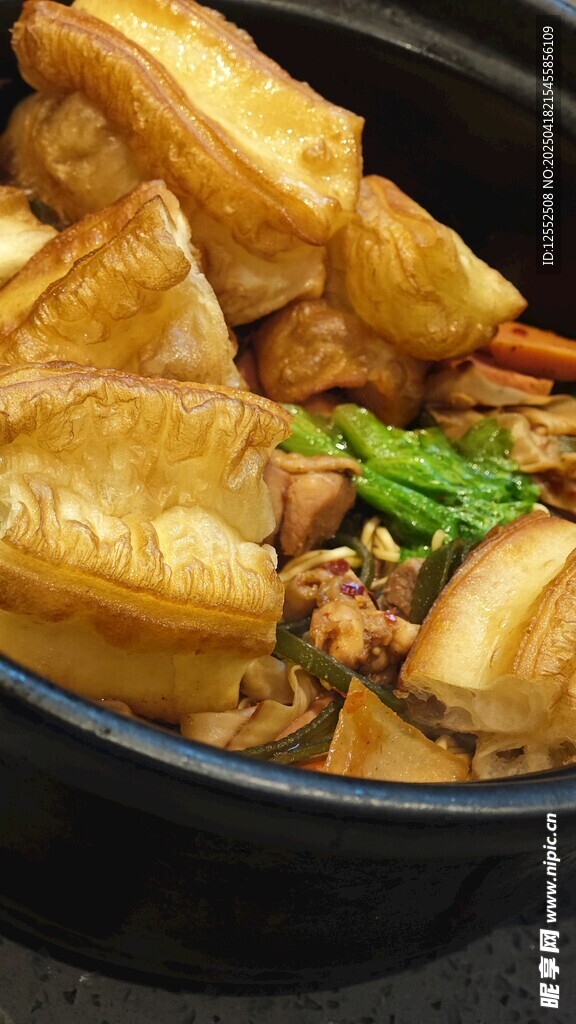 美味砂锅腐竹煲