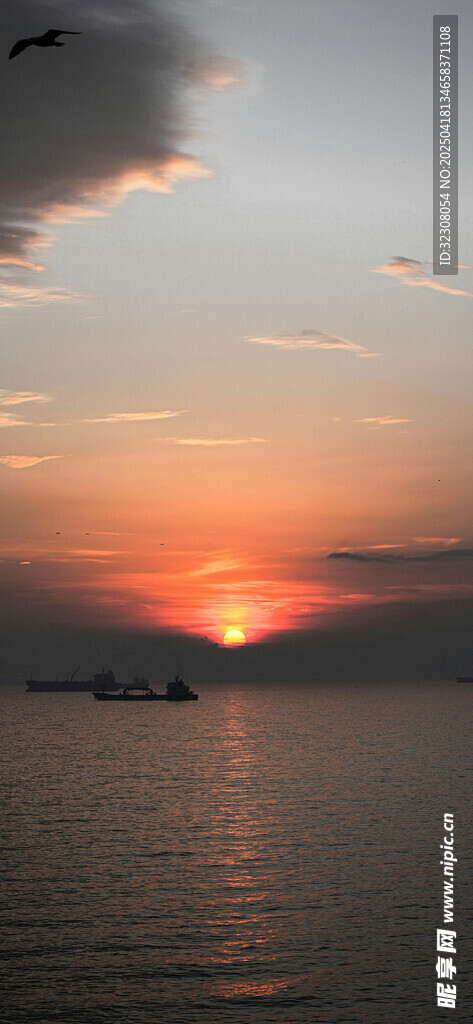 海上日落美景