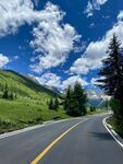 山间公路美景