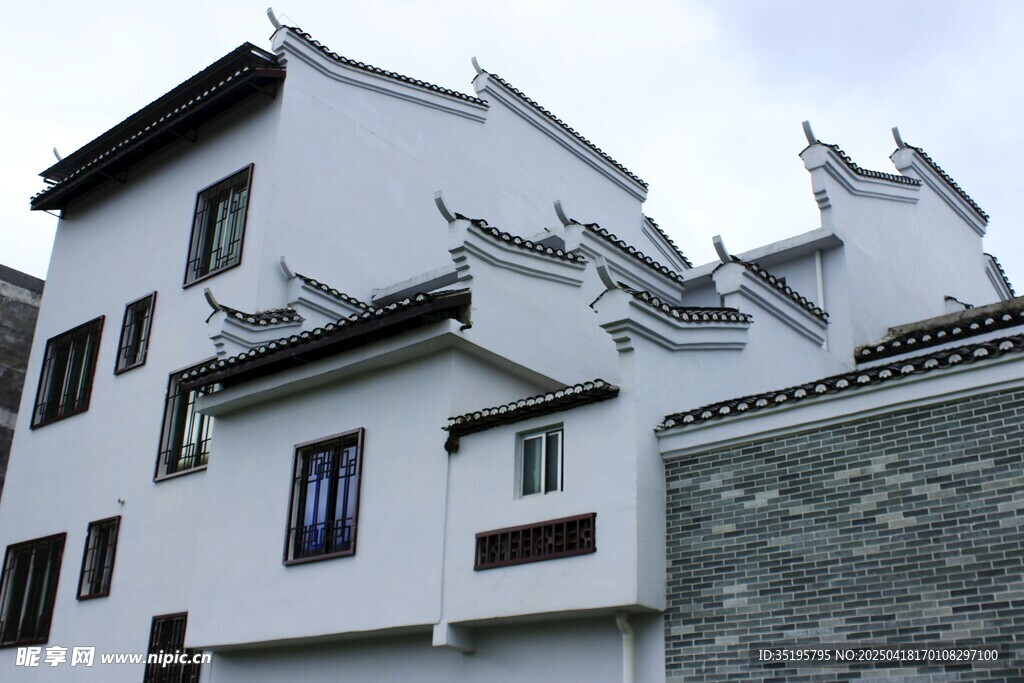 中式白墙建筑外观景致
