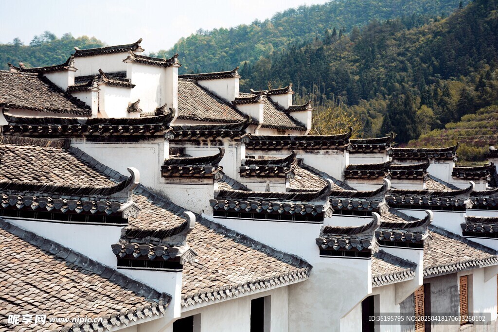 徽派古村落屋顶景致