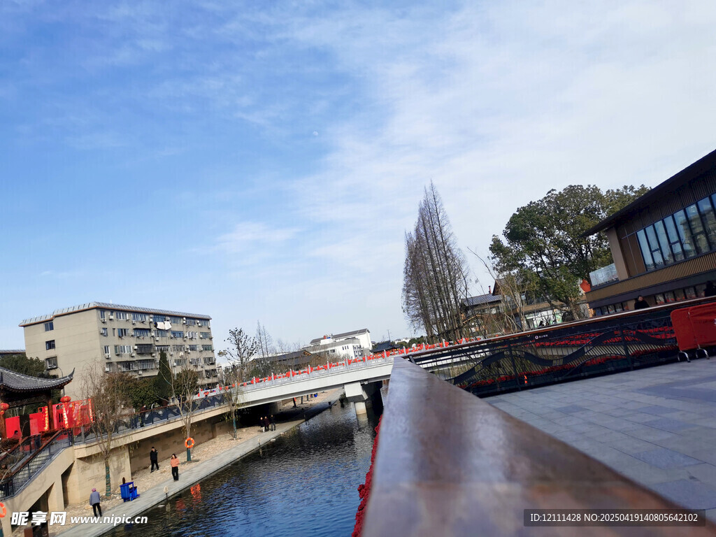 河畔城市景观桥风景