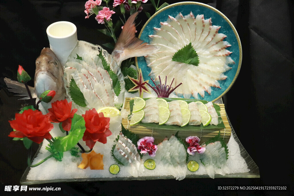 精致立体花卉装饰摆件