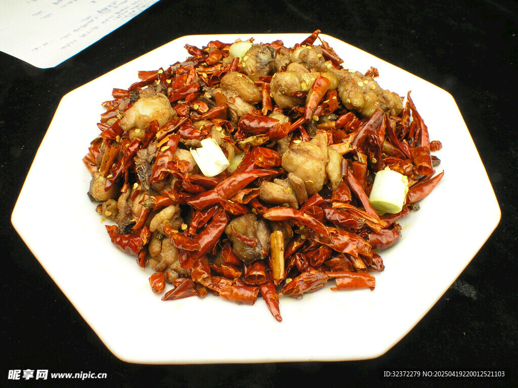 虫草花炒鸡肉