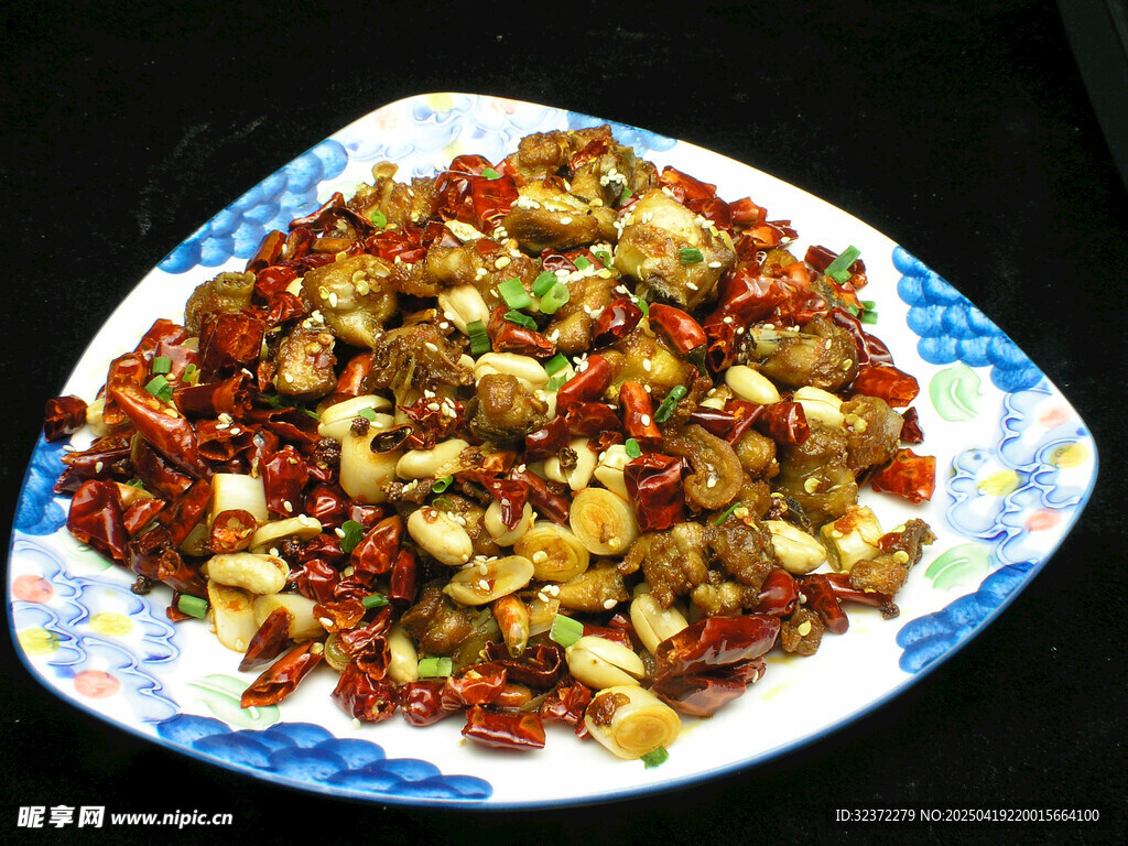 美味香辣鸡丁