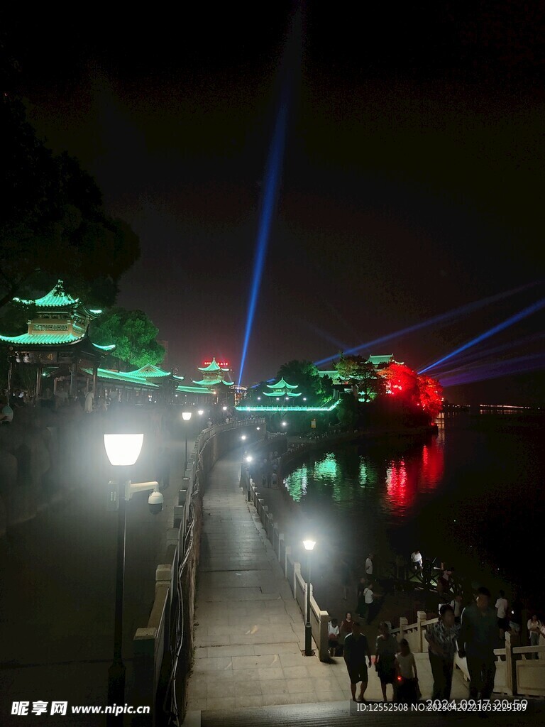绚丽灯光景观