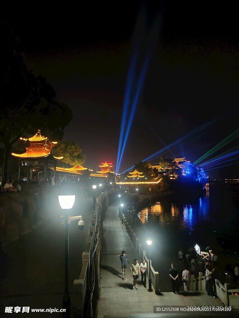 灯光璀璨景观