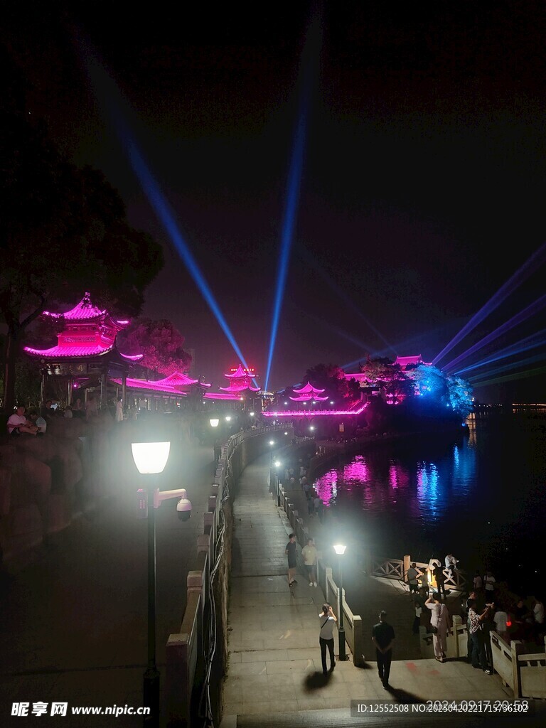 舞台灯光