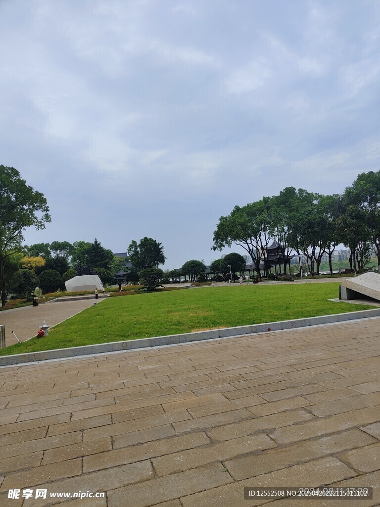 户外开阔绿地景观