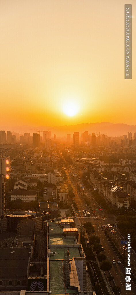 城市日出美景