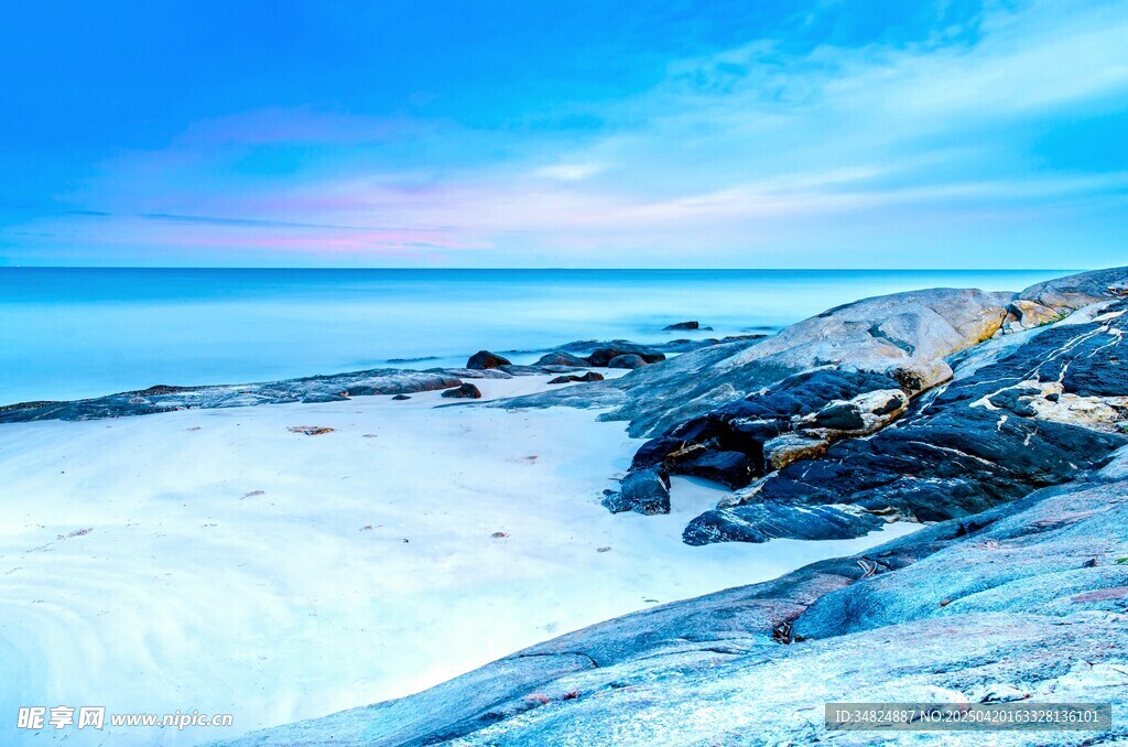 冬日海边雪景