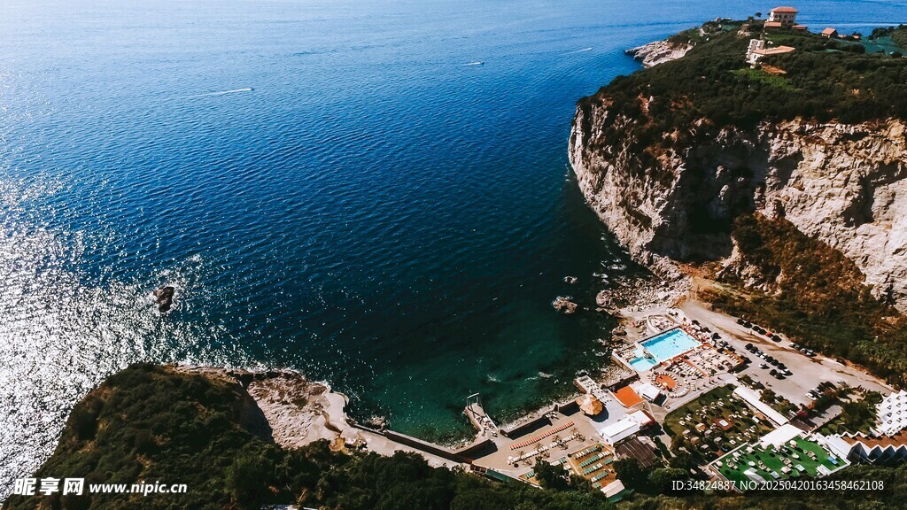 海岸美景俯瞰迷人风光
