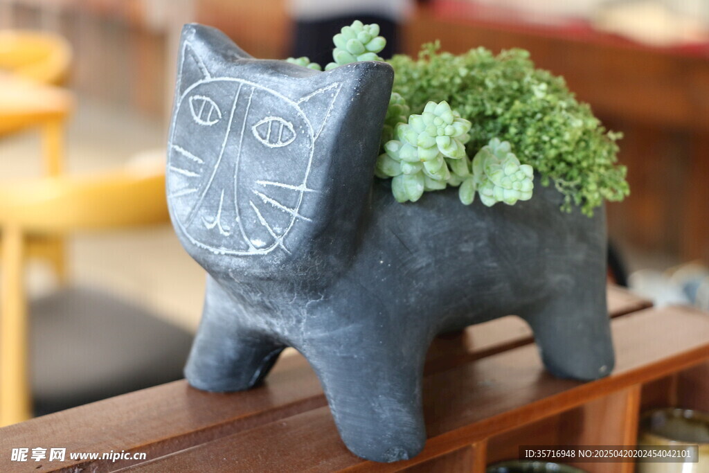 小猫花瓶