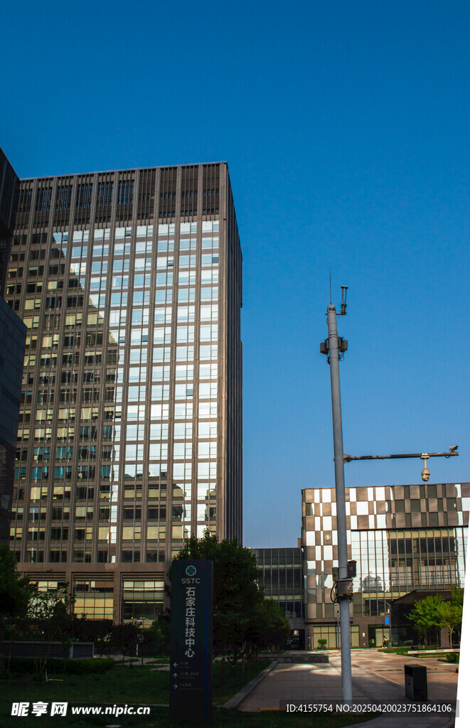 现代都市高楼景观