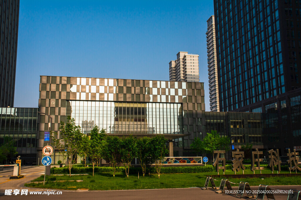 现代风格城市建筑景观