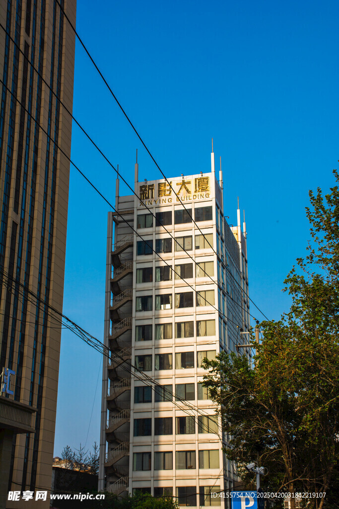 城市中的高楼建筑景观