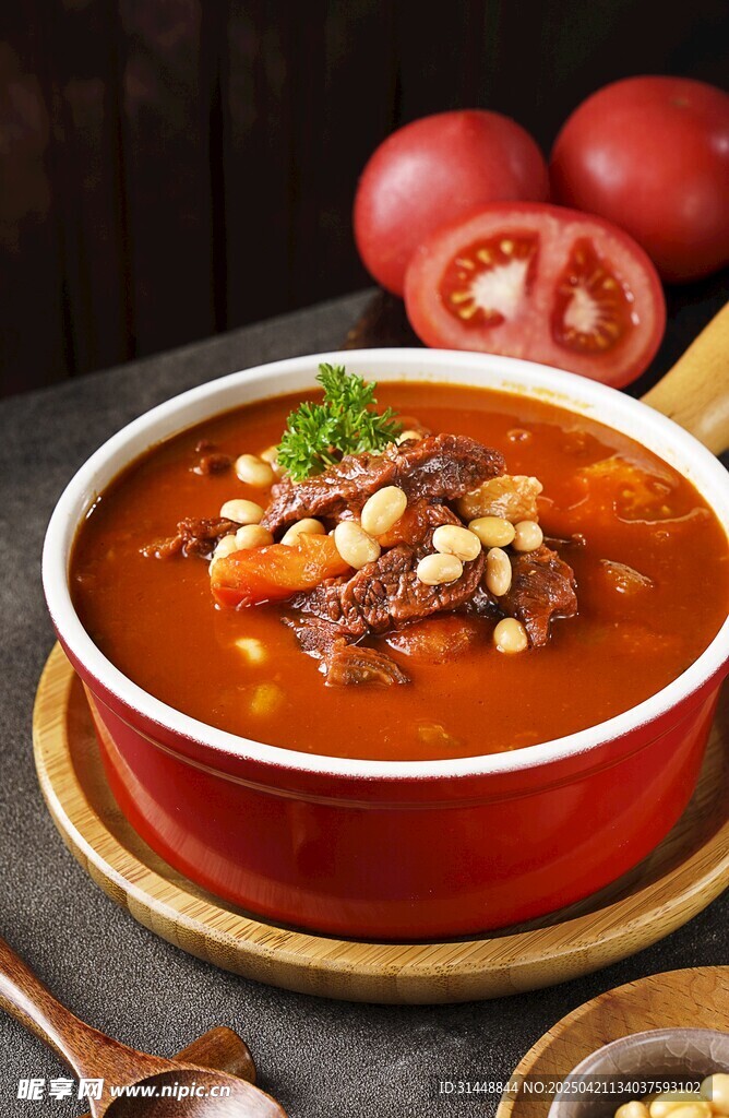 美味番茄牛肉炖菜