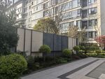 现代小区景观绿植与建筑