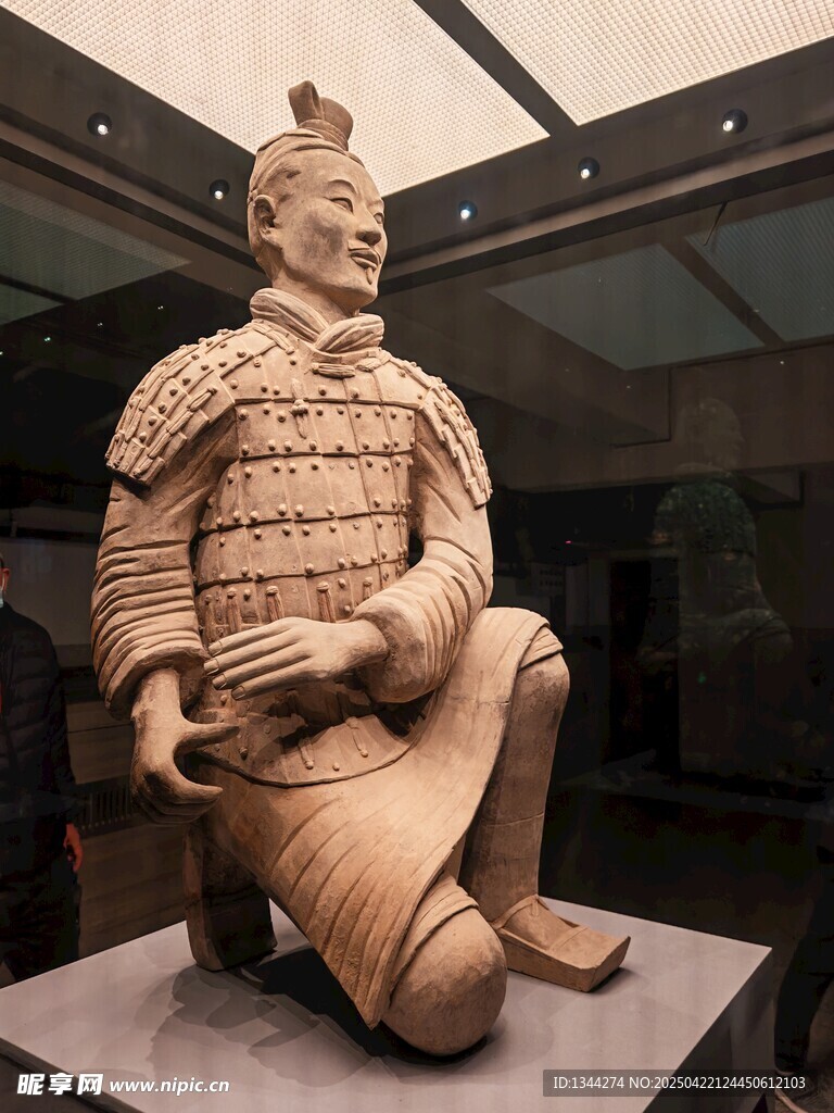 跪射兵马俑