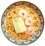 虾仁黄瓜拌面美食特写