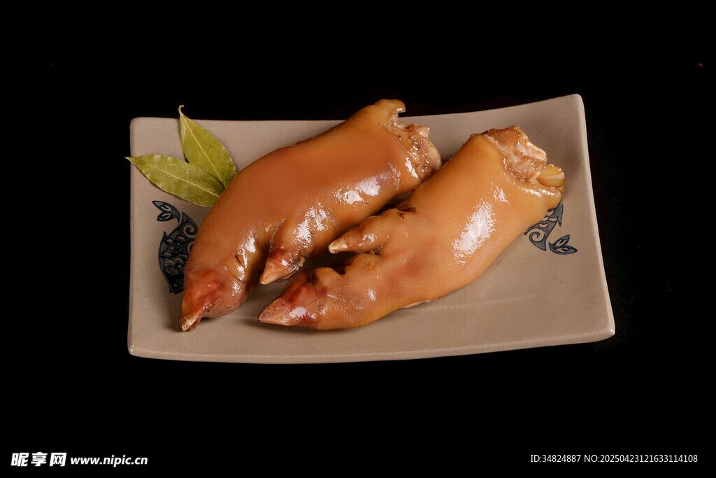 美味卤猪蹄
